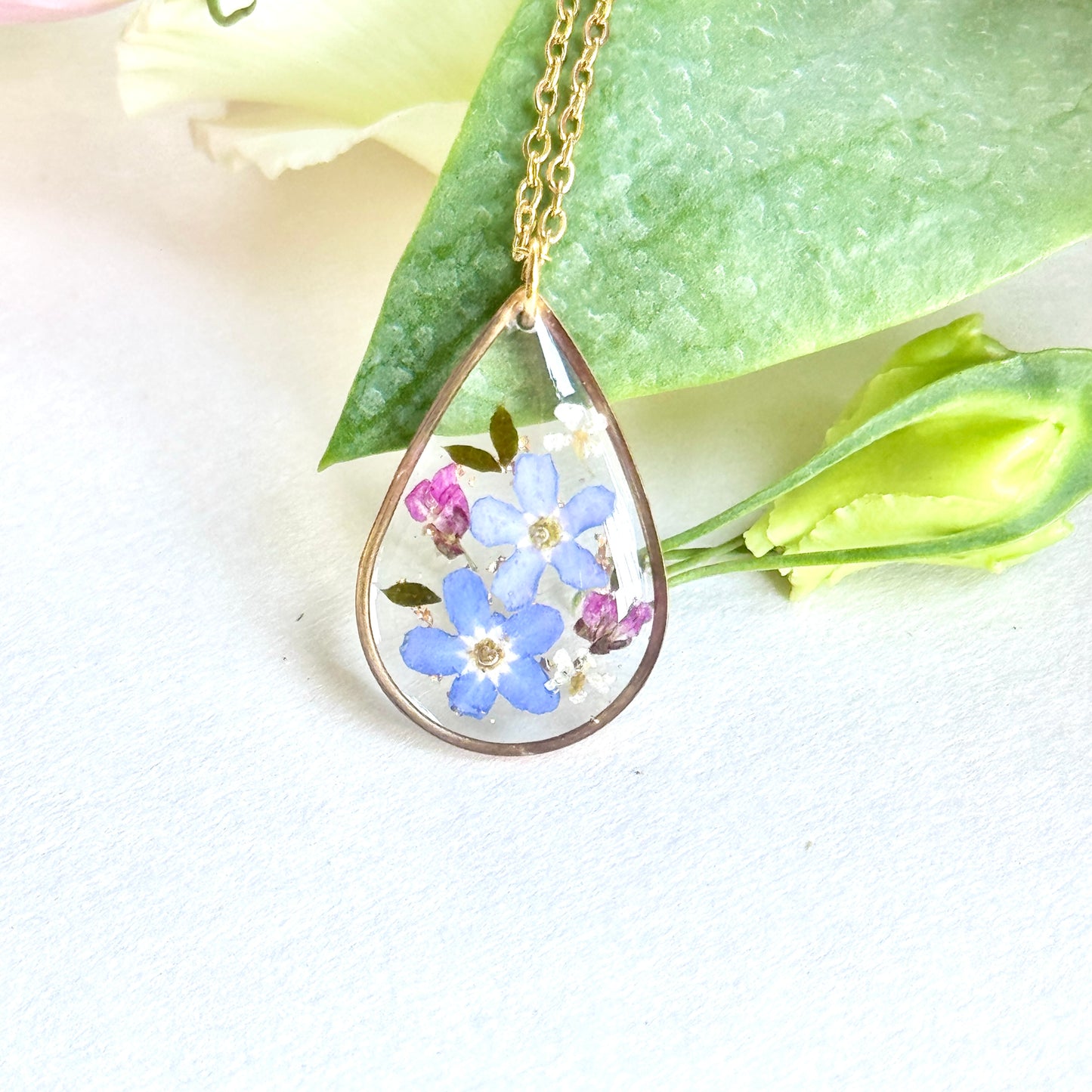 Praiere Necklace