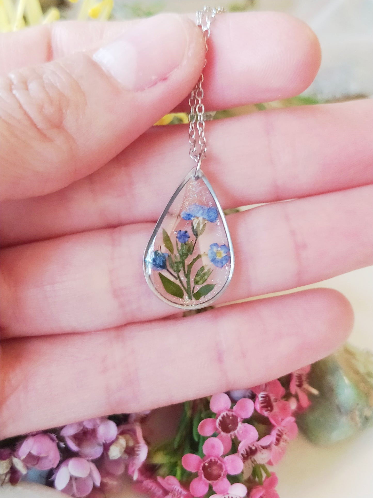 Forget me not Teardrop