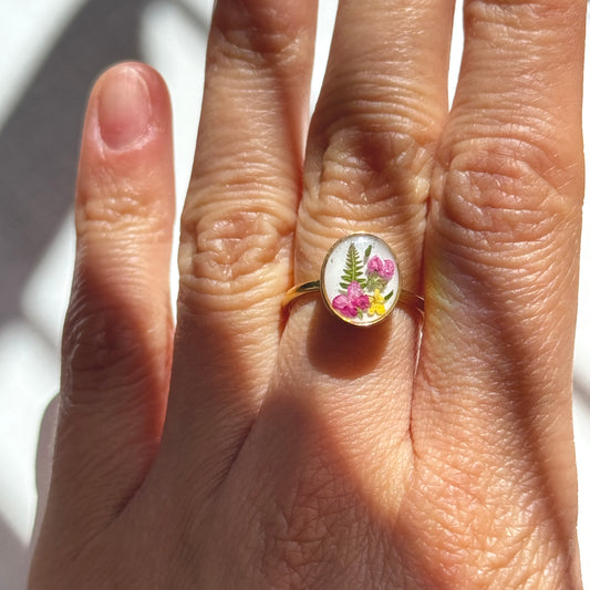 Small Oval Ring N3 gold