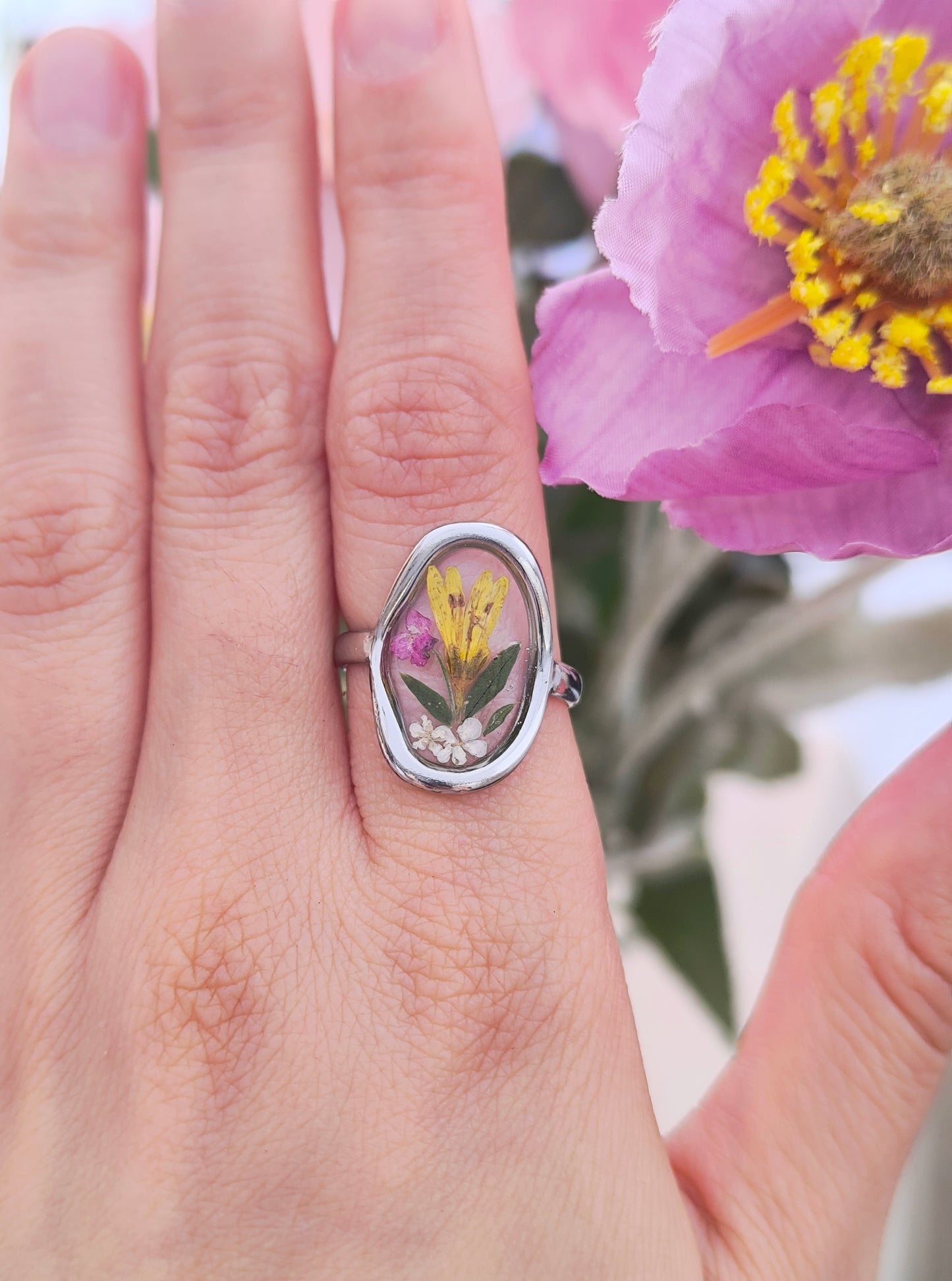 Lysimachia flower Ring