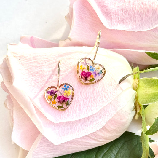 Small Heart Earrings in gold