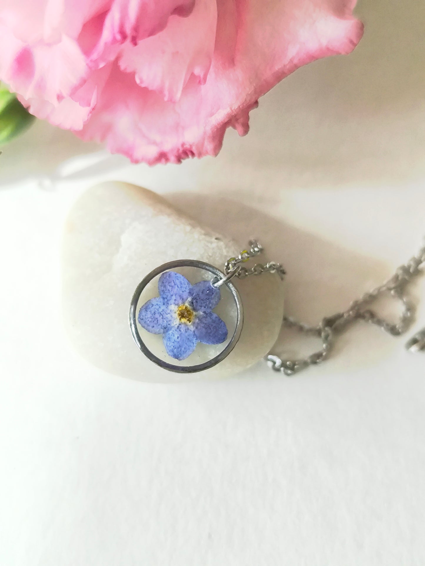 For get me not Necklace