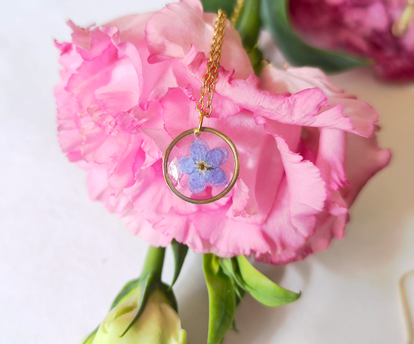 For get me not Necklace