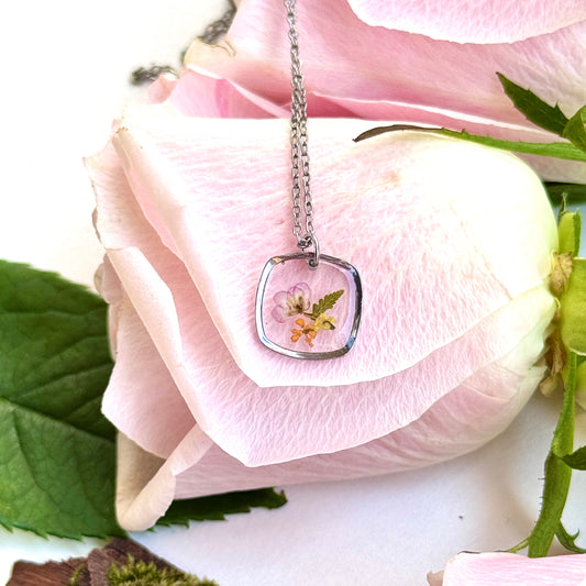 Small Lisbon Necklace