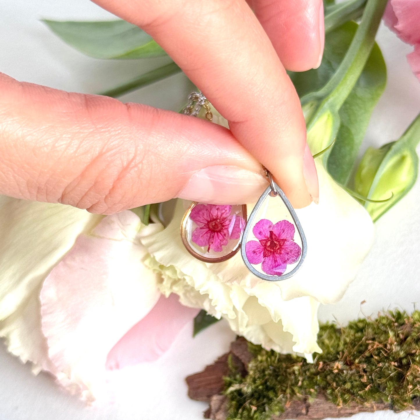 Pink Plum bloosom sml necklace