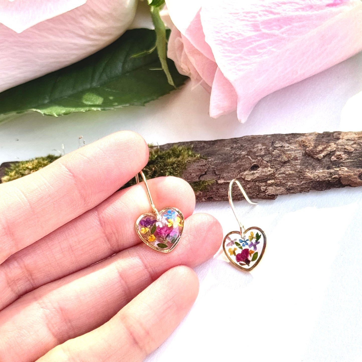 Small Heart Earrings in gold