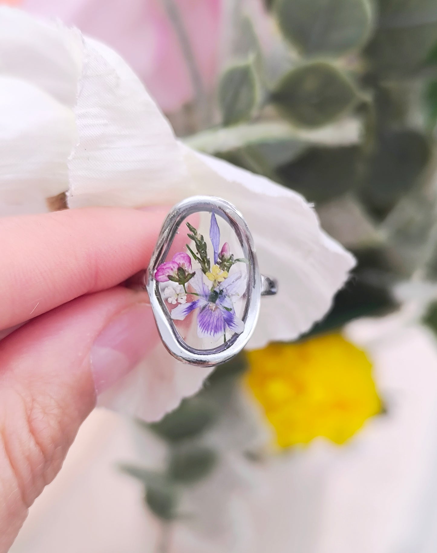 Aussie Viola Ring